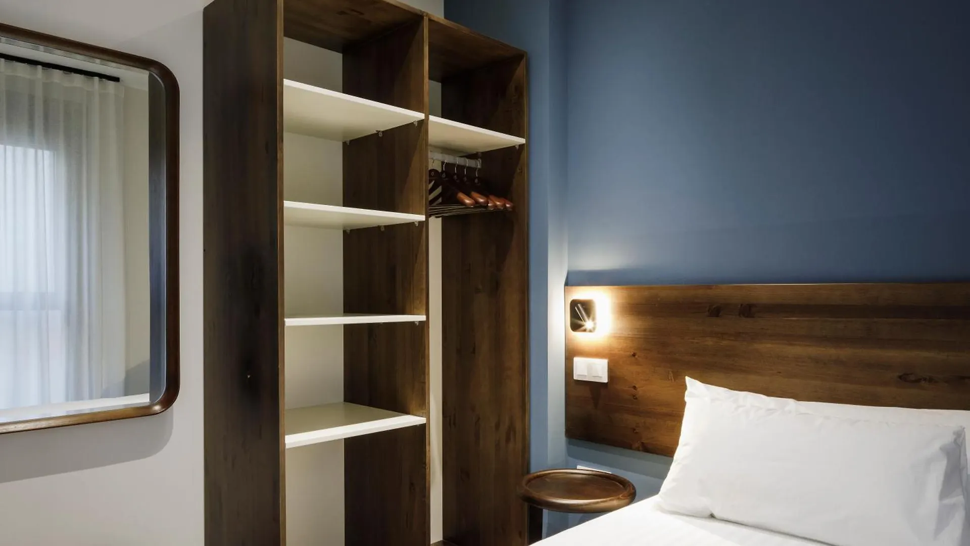 Terra Triana Apartments Sevilla 0*,